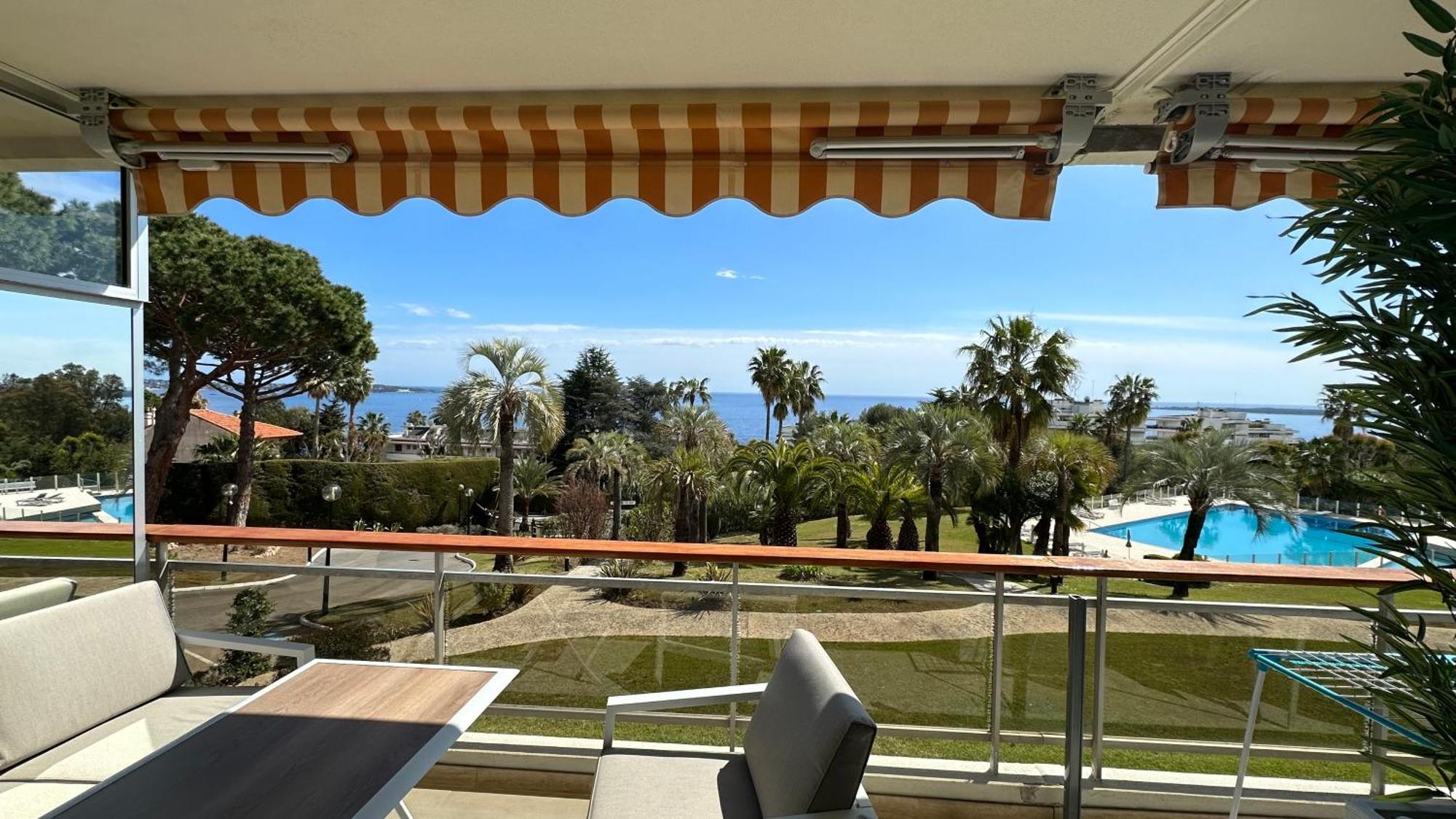 Appartement 2 Chambres Vue Mer Panoramique, Proche Croisette Cannes Vallauris Exterior photo