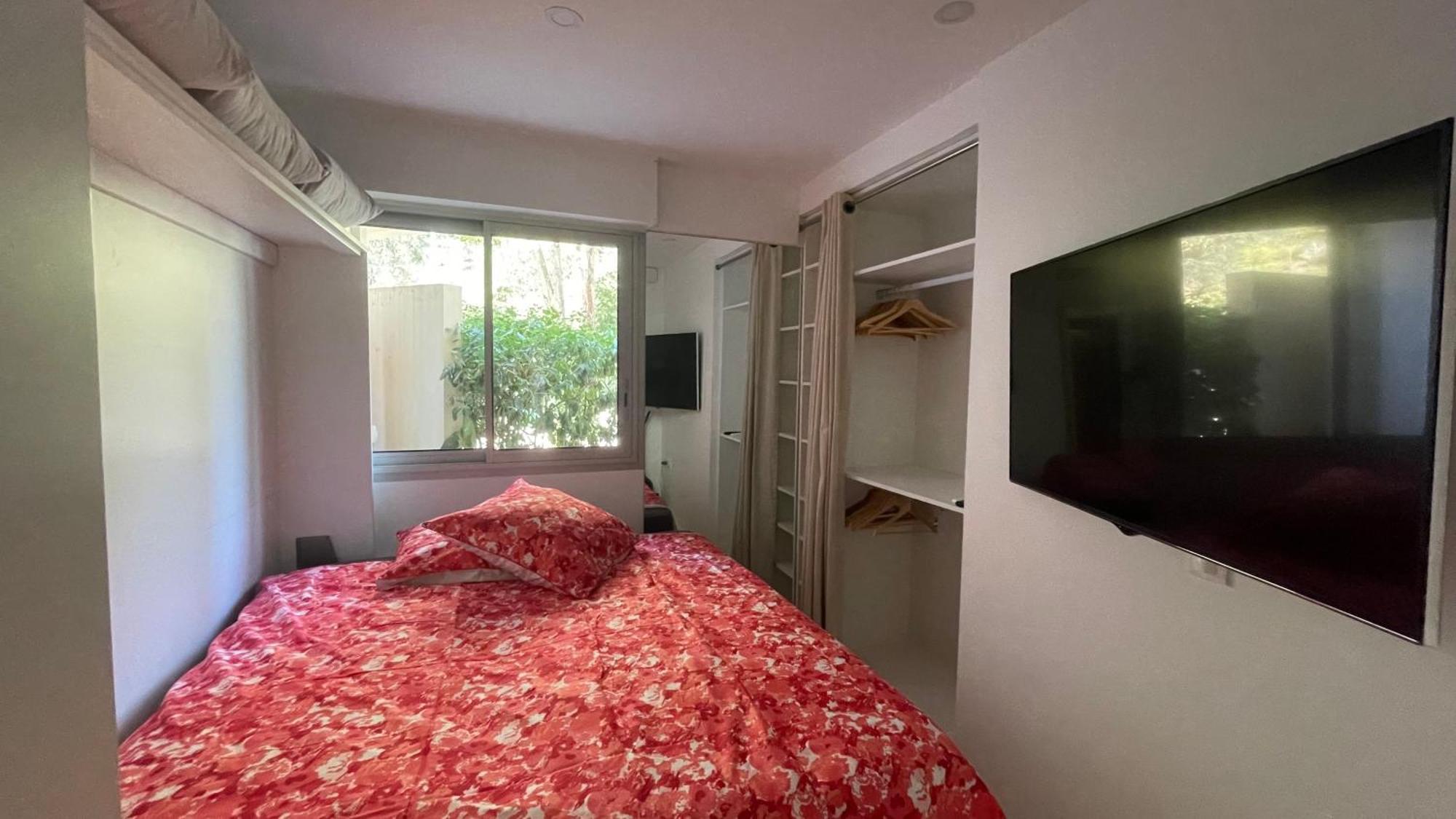 Appartement 2 Chambres Vue Mer Panoramique, Proche Croisette Cannes Vallauris Exterior photo